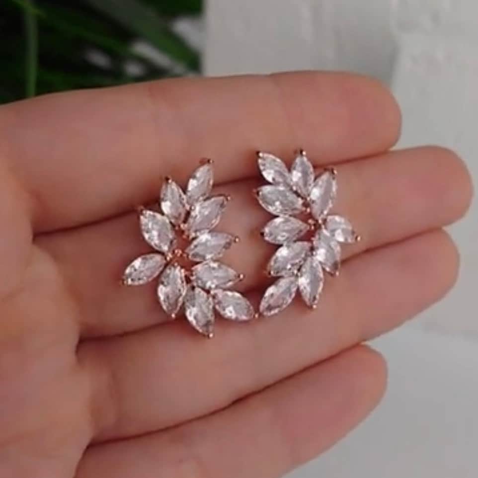 Crystal Stud Earrings Wedding Earrings Silver Crystal Earrings CZ Stud Earrings Rose gold bridal earrings Crystal Bridesmaids Earrings