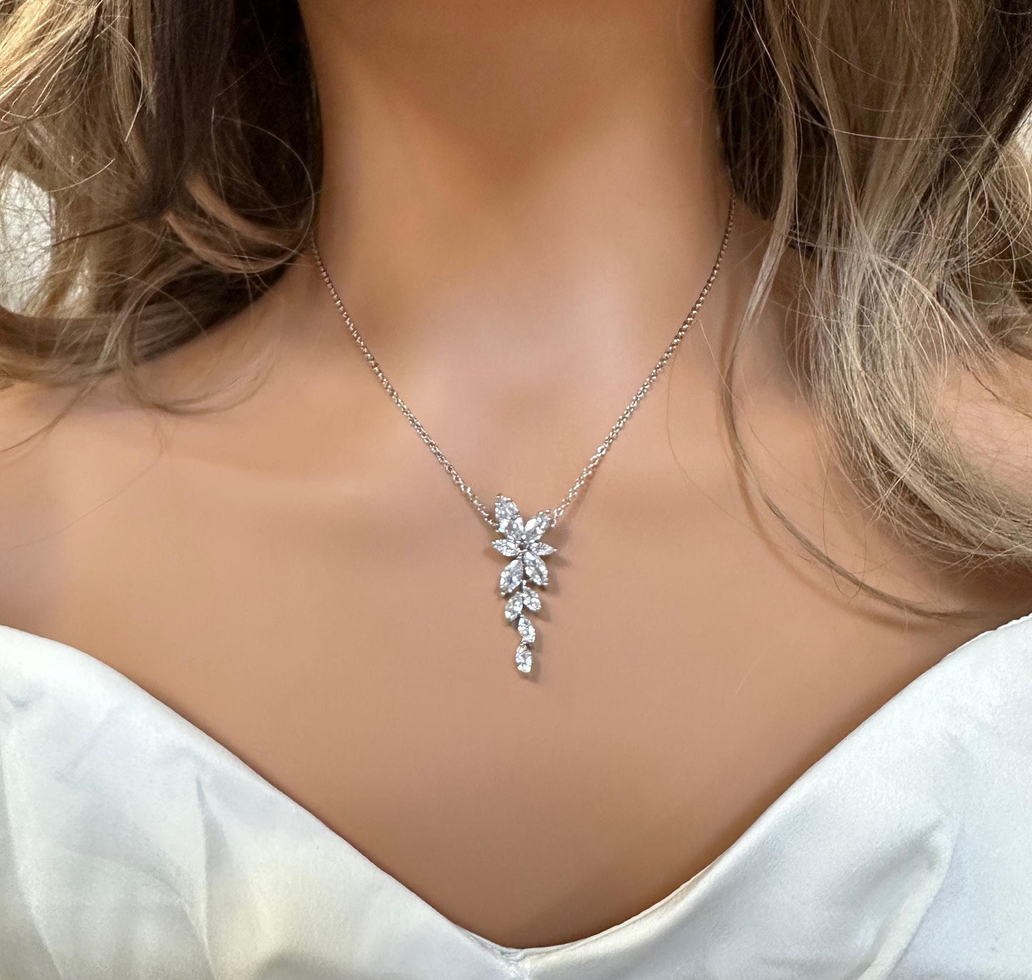 Crystal Bridal Earrings Drop Earrings Silver Wedding Jewelry Crystal Leaf Earrings Gold Bridal Jewelry Silver bridal earrings
