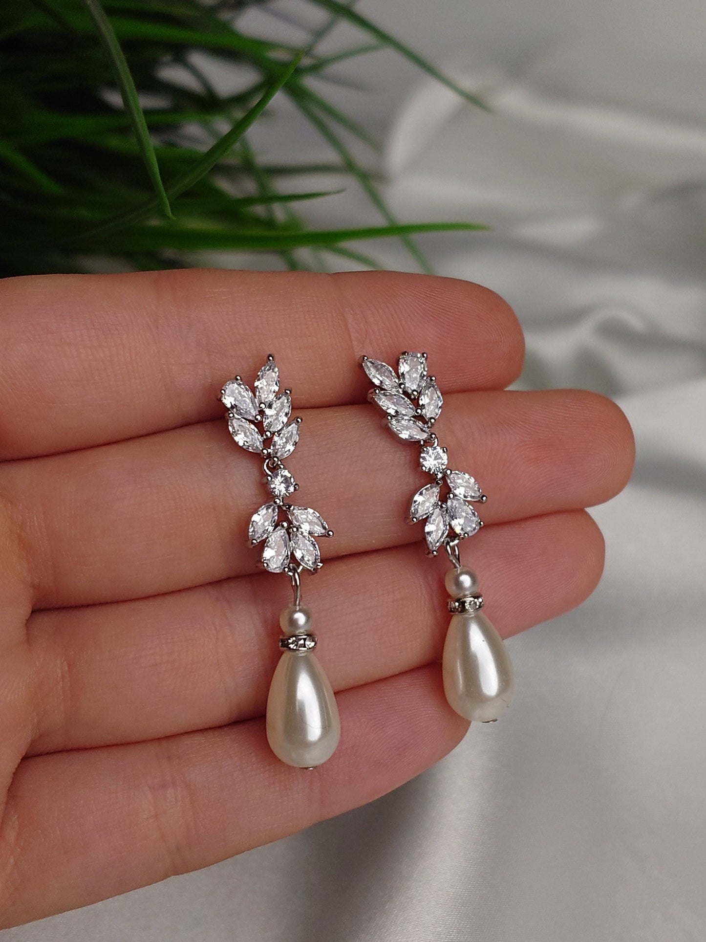 Bridal Necklace set Pearl Wedding Jewelry Gold Pearl Necklace Pearl Bridal Necklace set Drop Earrings Crystal Pearl Necklace