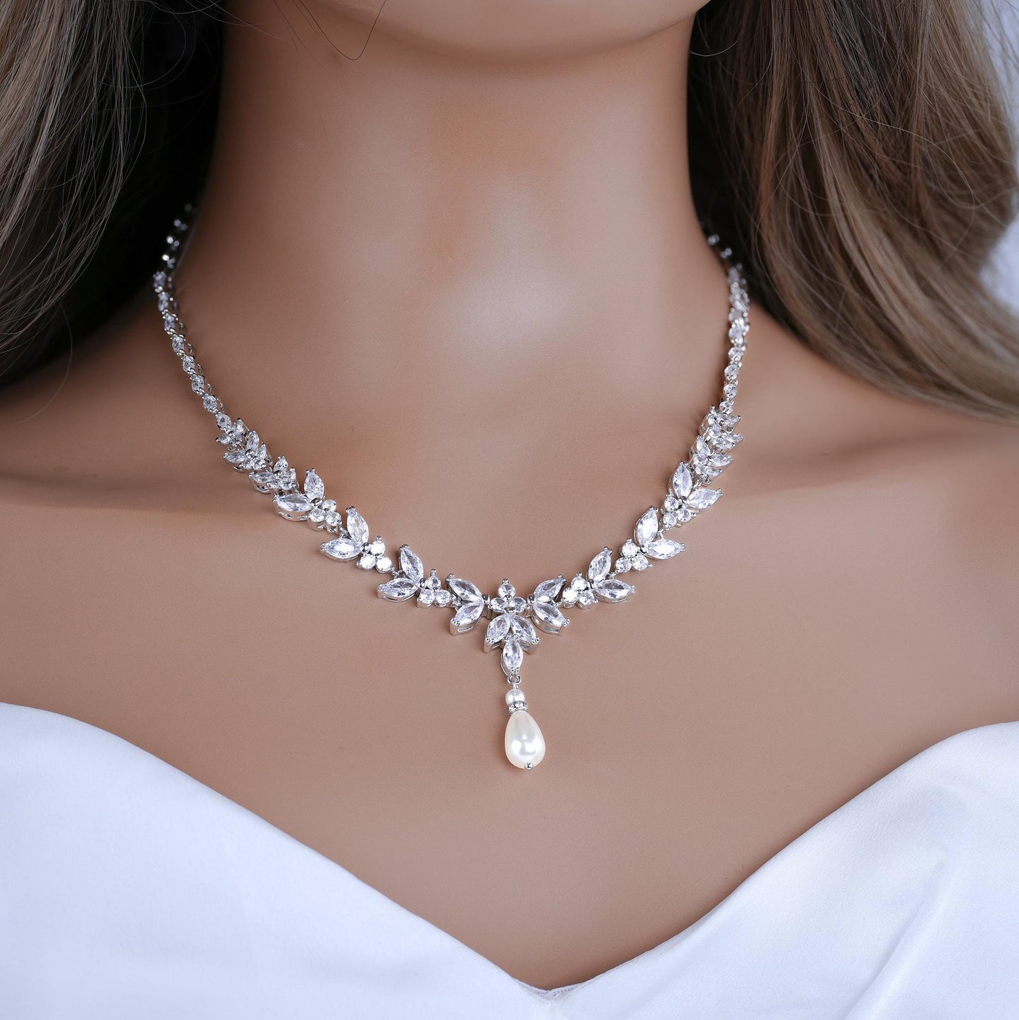 Bridal Necklace set Pearl Wedding Jewelry Gold Pearl Necklace Pearl Bridal Necklace set Drop Earrings Crystal Pearl Necklace