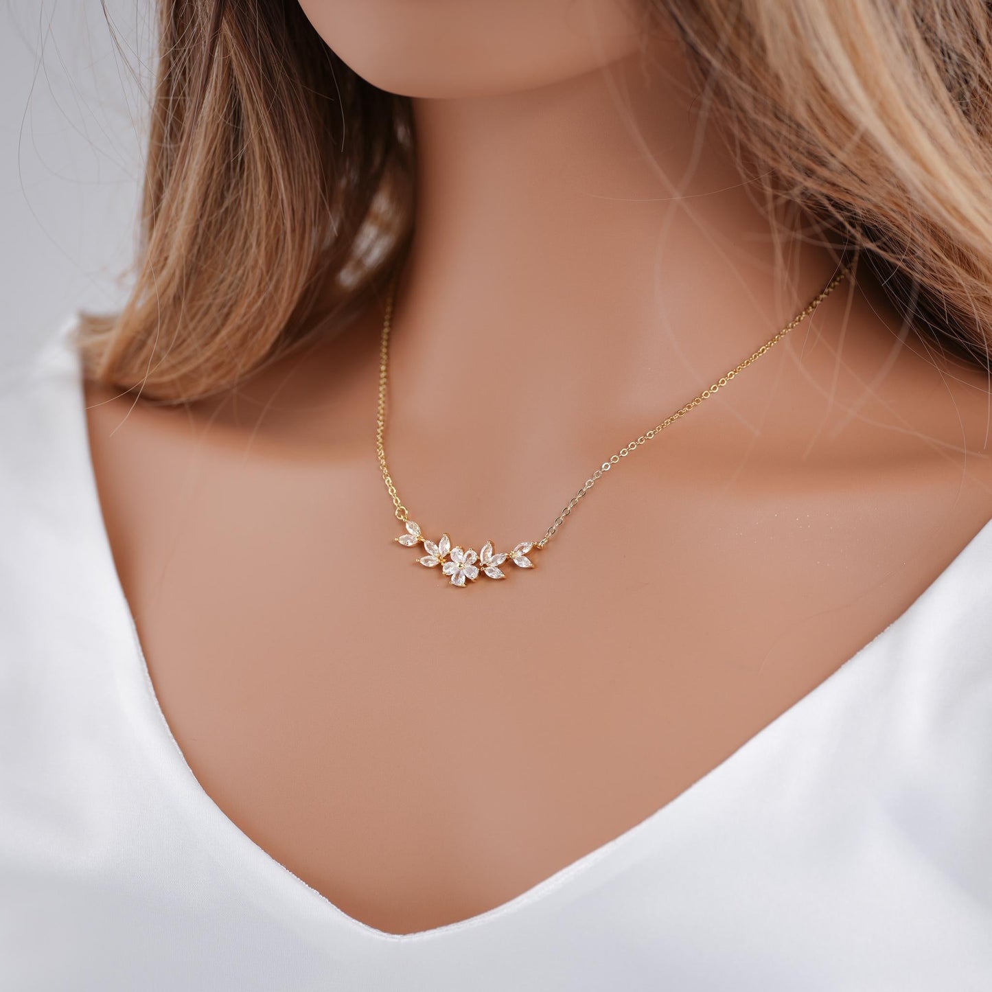 Clip on Bridal Earrings Drop Earrings Silver Wedding Jewelry Crystal Tear drop Earrings Gold Bridal Jewelry Rose Gold bridal earrings
