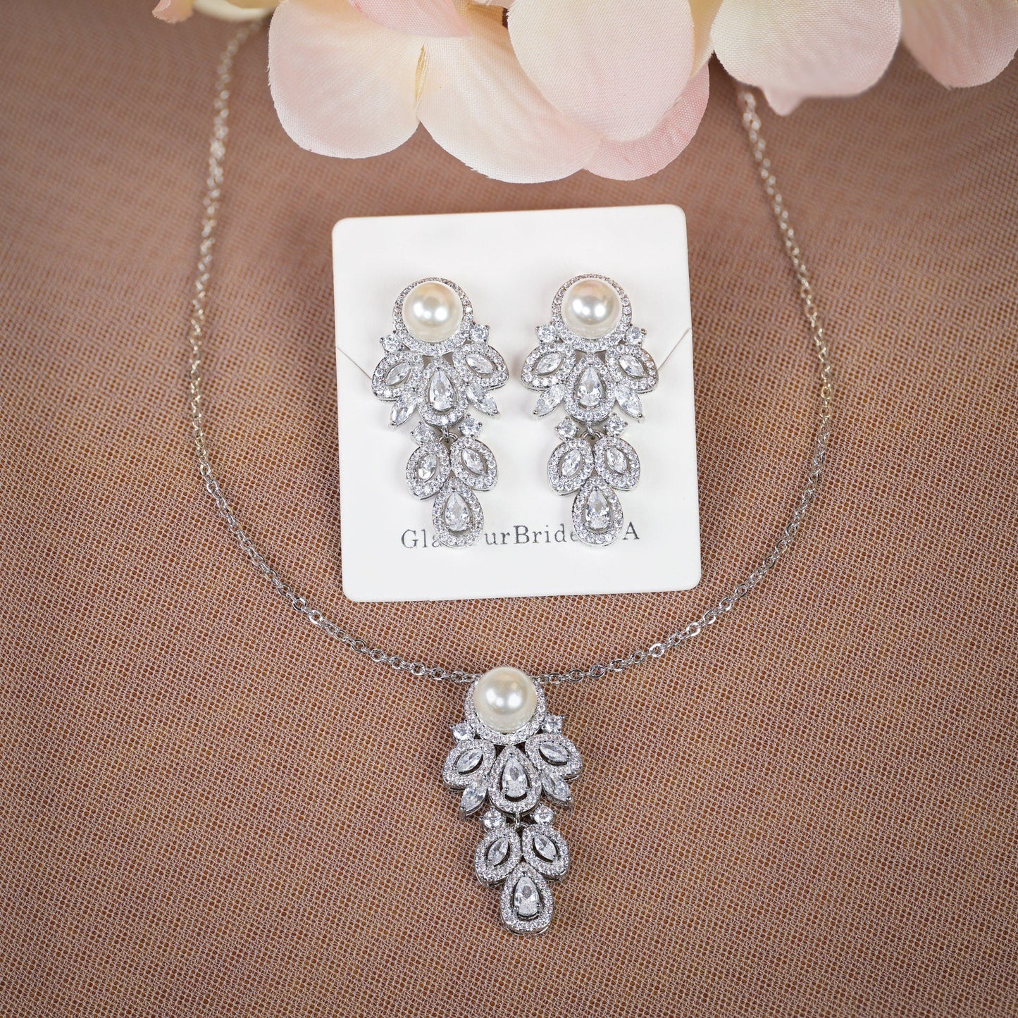 Pearl earrings Drop Pearl Bridal earrings Pearl Wedding earrings Pearl Chandelier earrings Long Bridal Earrings